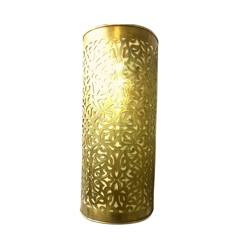 Luxurious Moroccan Wall Lamp - 100% Handmade Antique Brass Wall Sconce for Elegant Lighting Luxurious Moroccan Wall Lamp - 100% Handmade Antique Brass Wall Sconce for Elegant Lighting