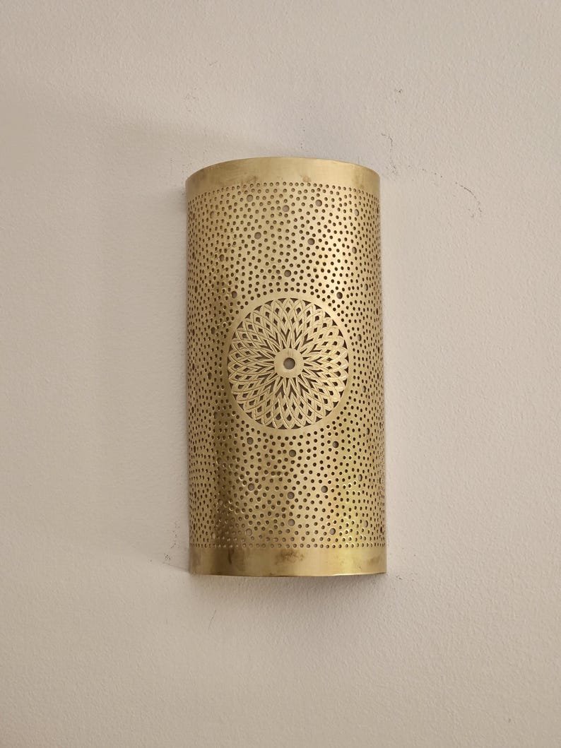 Moroccan Brass Wall Sconce: Handcrafted Lamp, Global Design